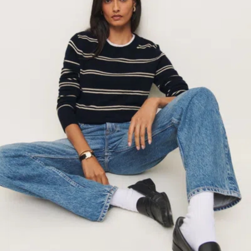 Reformation Dana Crewneck Cashmere Sweater In Navy